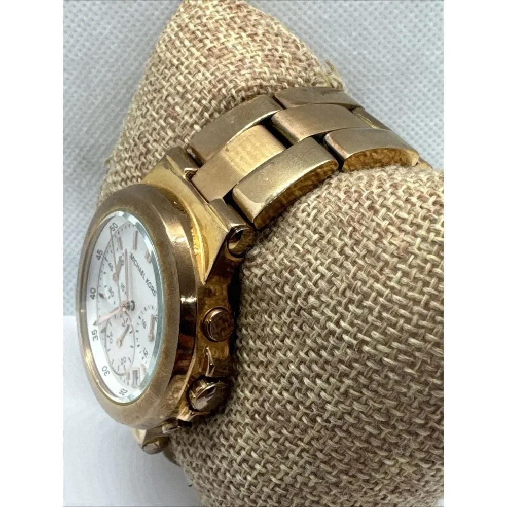 Michael Kors Runway MK5223 Women's Rose Gold-Tone Analog White Dial Watch JNA806